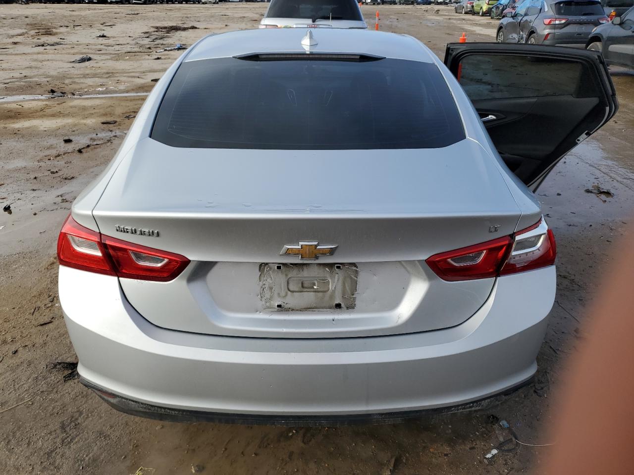 2018 Chevrolet Malibu Lt vin: 1G1ZD5ST4JF245245