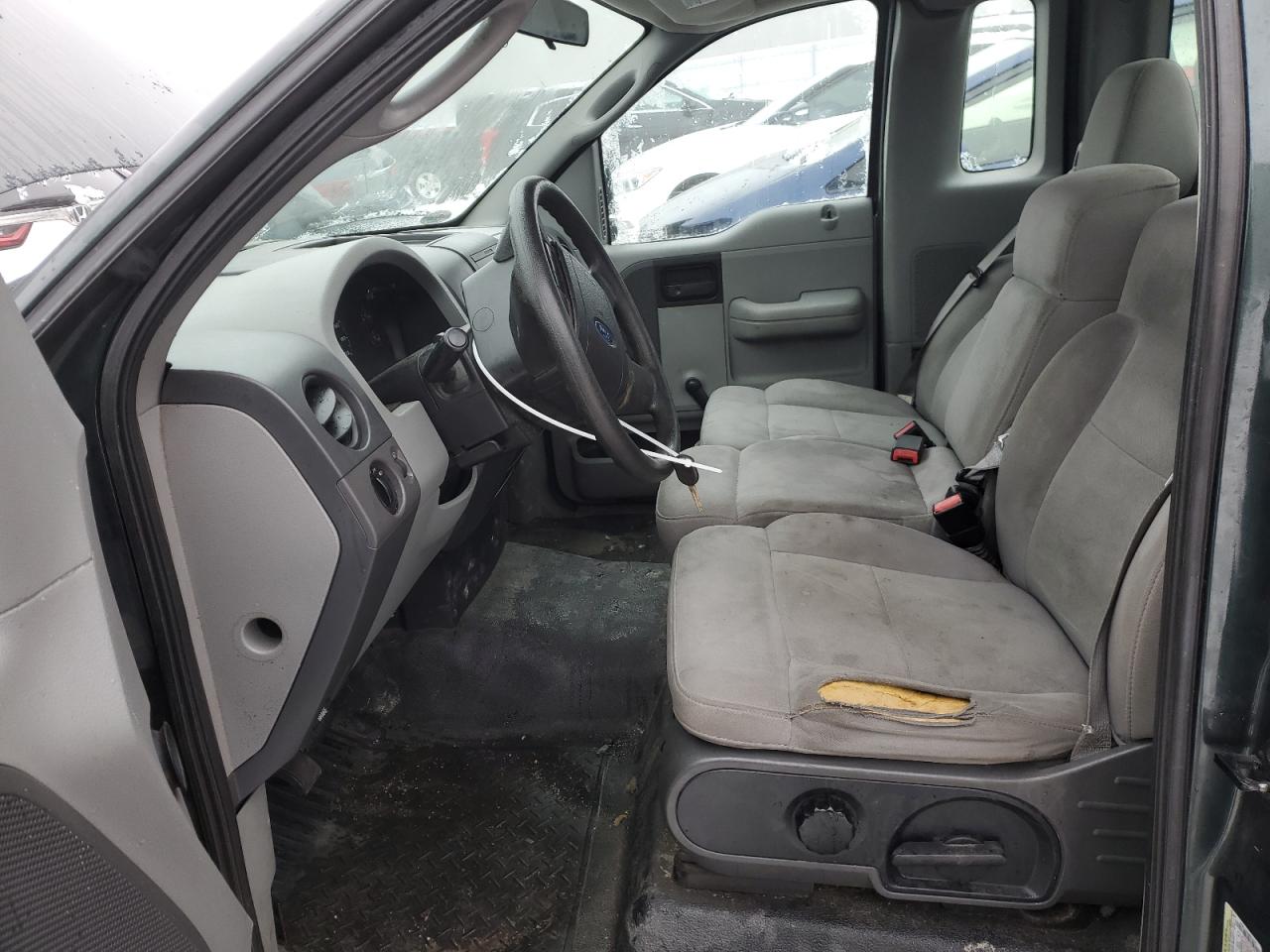 1FTRF12265NB43359 2005 Ford F150