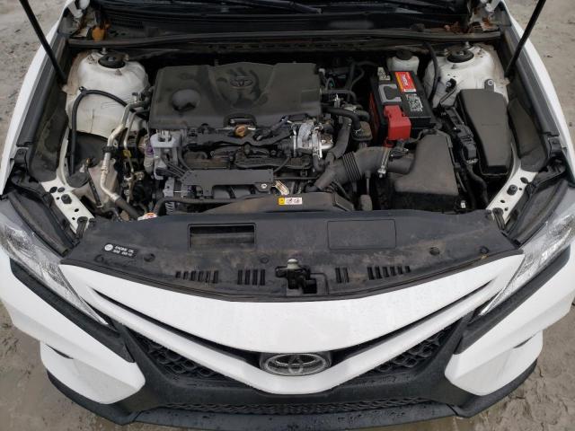 4T1B11HK5JU672384 | 2018 TOYOTA CAMRY L