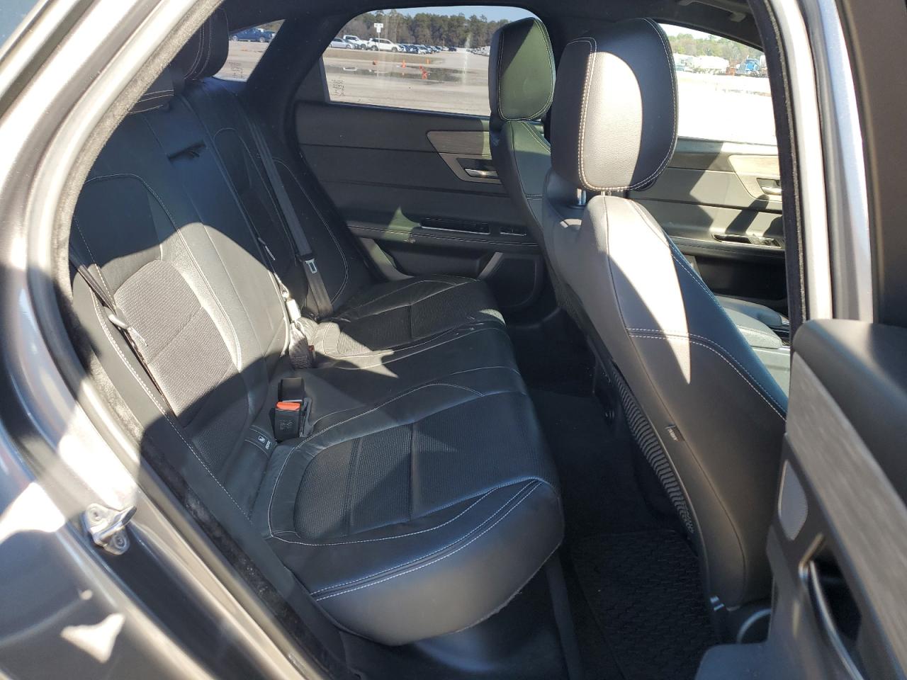 SAJBG4BV7GCY09171 2016 Jaguar Xf S