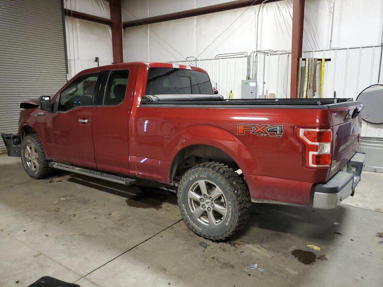 2018 Ford F150 Super Cab vin: 1FTFX1E55JKG04925