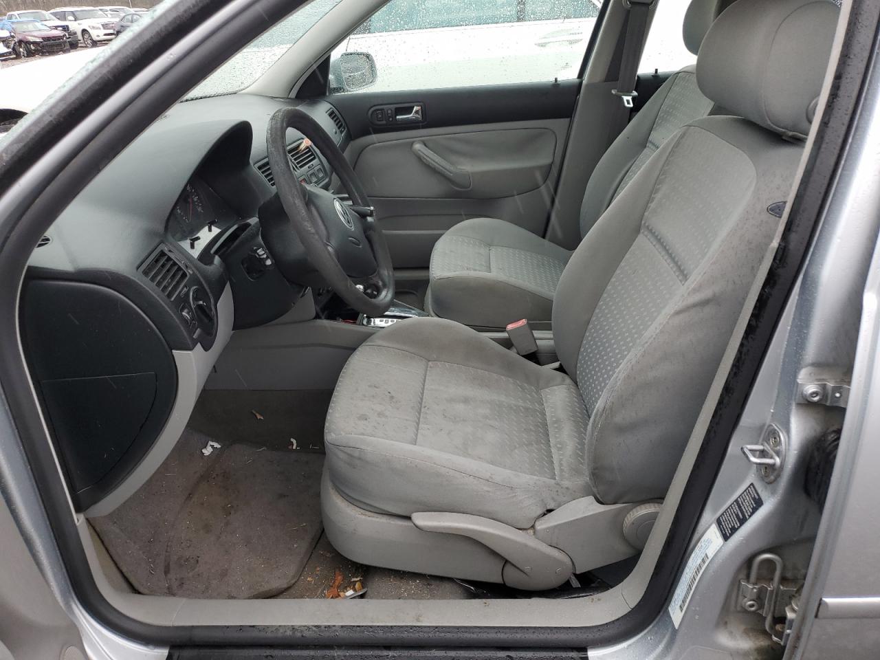 3vwrk69m33m079303 3VWRK69M33M079303 2003 Volkswagen Jetta Gl