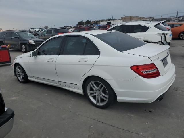 WDDGF4HB6EA935895 2014 MERCEDES-BENZ C-CLASS, photo no. 2