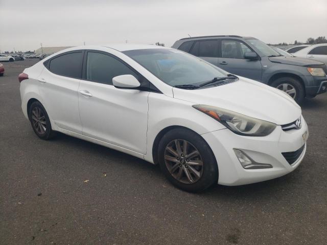 2015 HYUNDAI ELANTRA SE 5NPDH4AE6FH640415