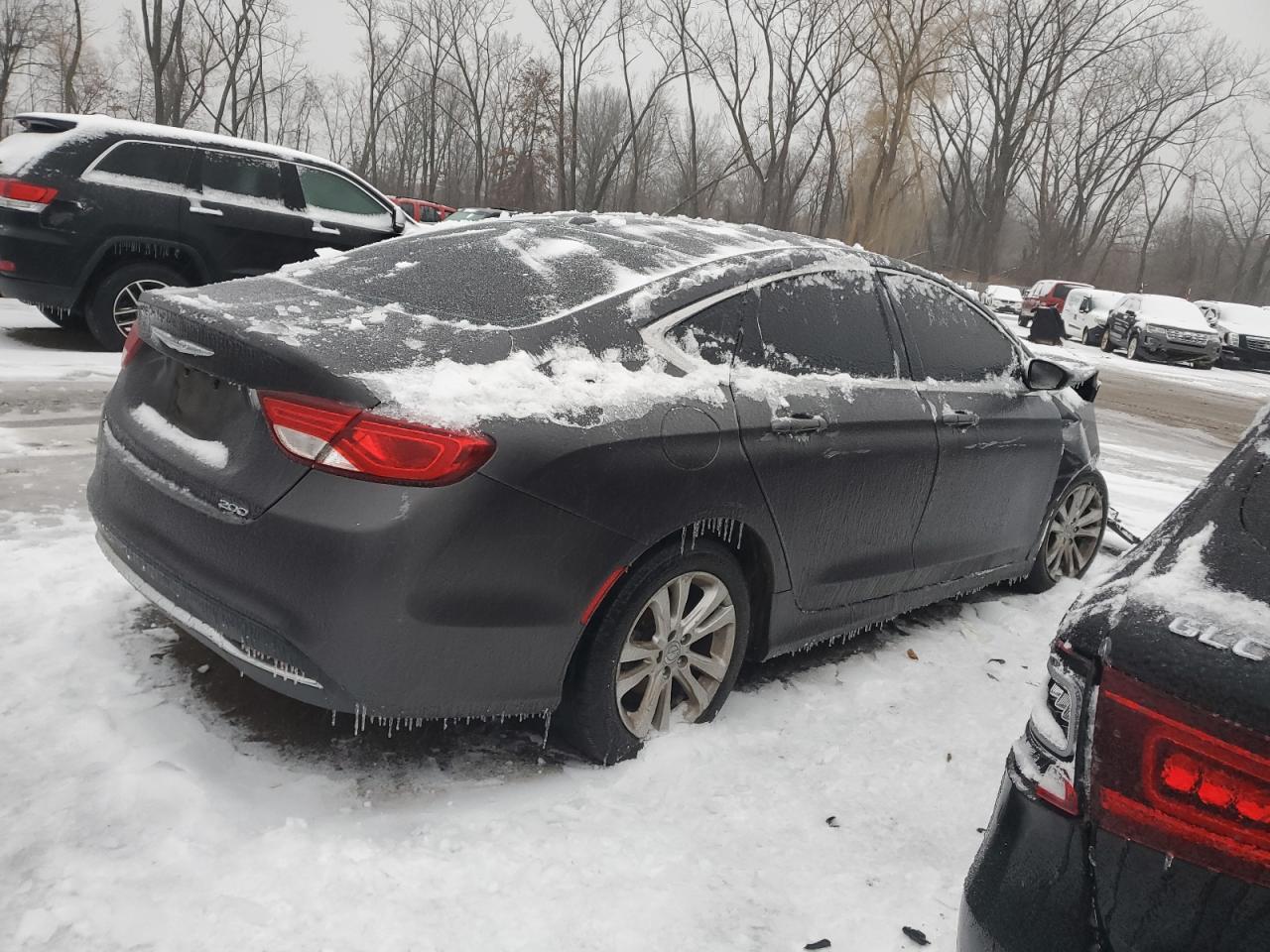 2016 Chrysler 200 Limited vin: 1C3CCCAB4GN131603