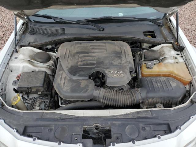 2015 Chrysler 300 Limited VIN: 2C3CCAAG4FH930742 Lot: 81617073