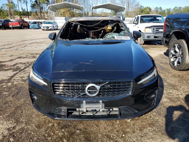 2019 VOLVO S60 T6 R-D 7JRA22TM2KG013675