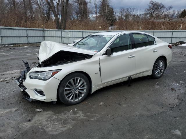 2018 INFINITI Q50 LUXE