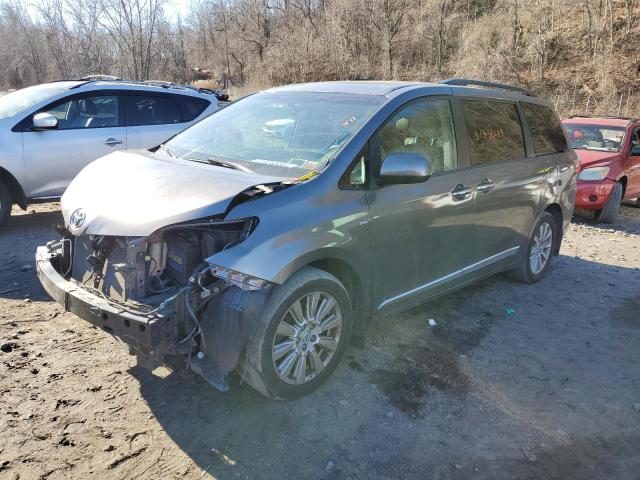 2017 Toyota Sienna XLE