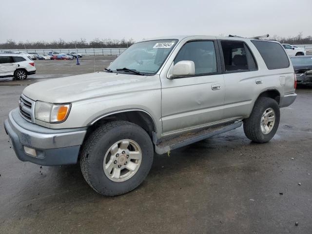 2000 Toyota 4Runner SR5