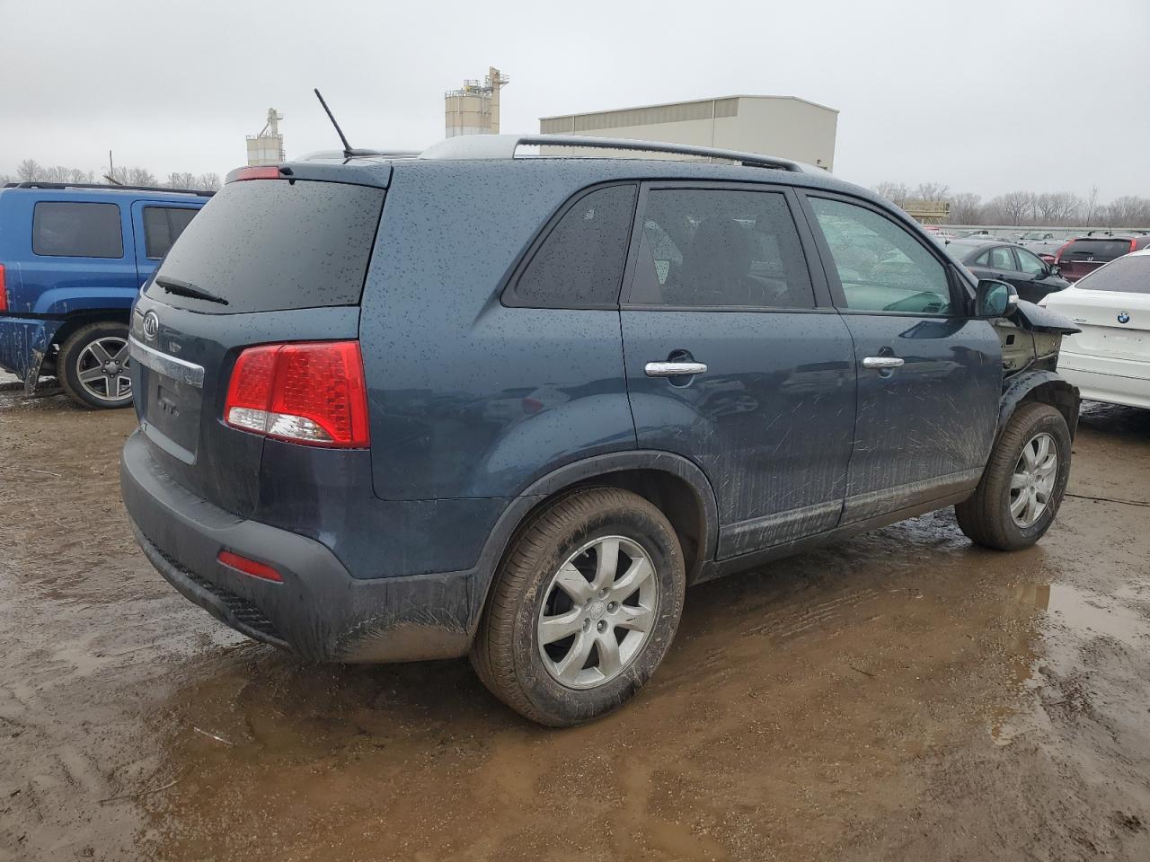 5XYKT4A11BG184148 2011 Kia Sorento Base
