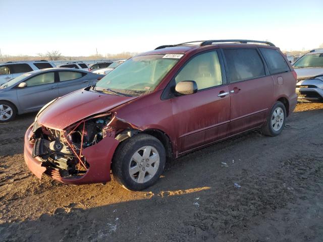 2004 Toyota Sienna CE