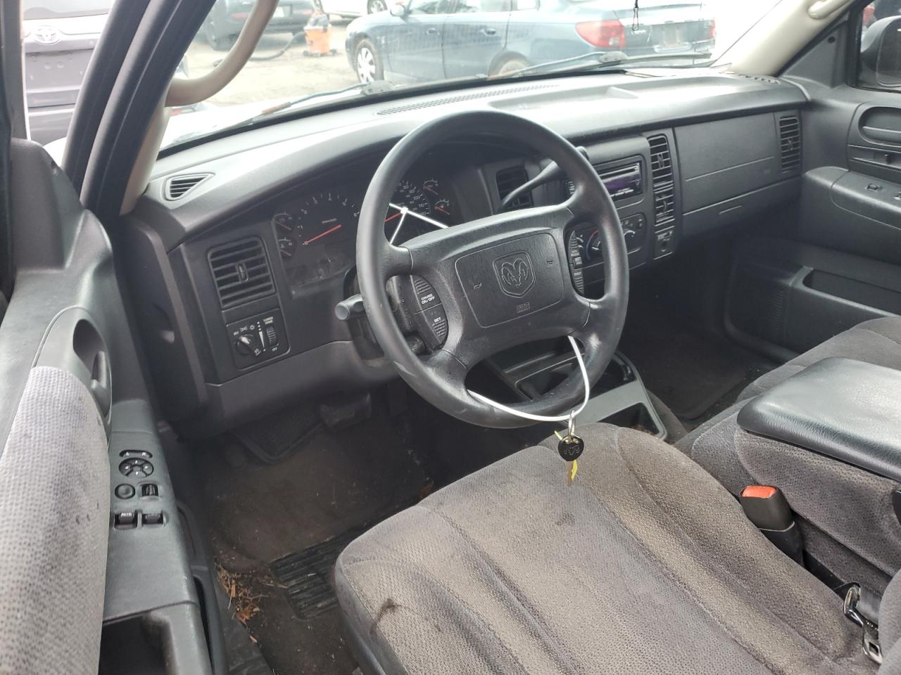 1B7GL42XX2S662408 2002 Dodge Dakota Slt