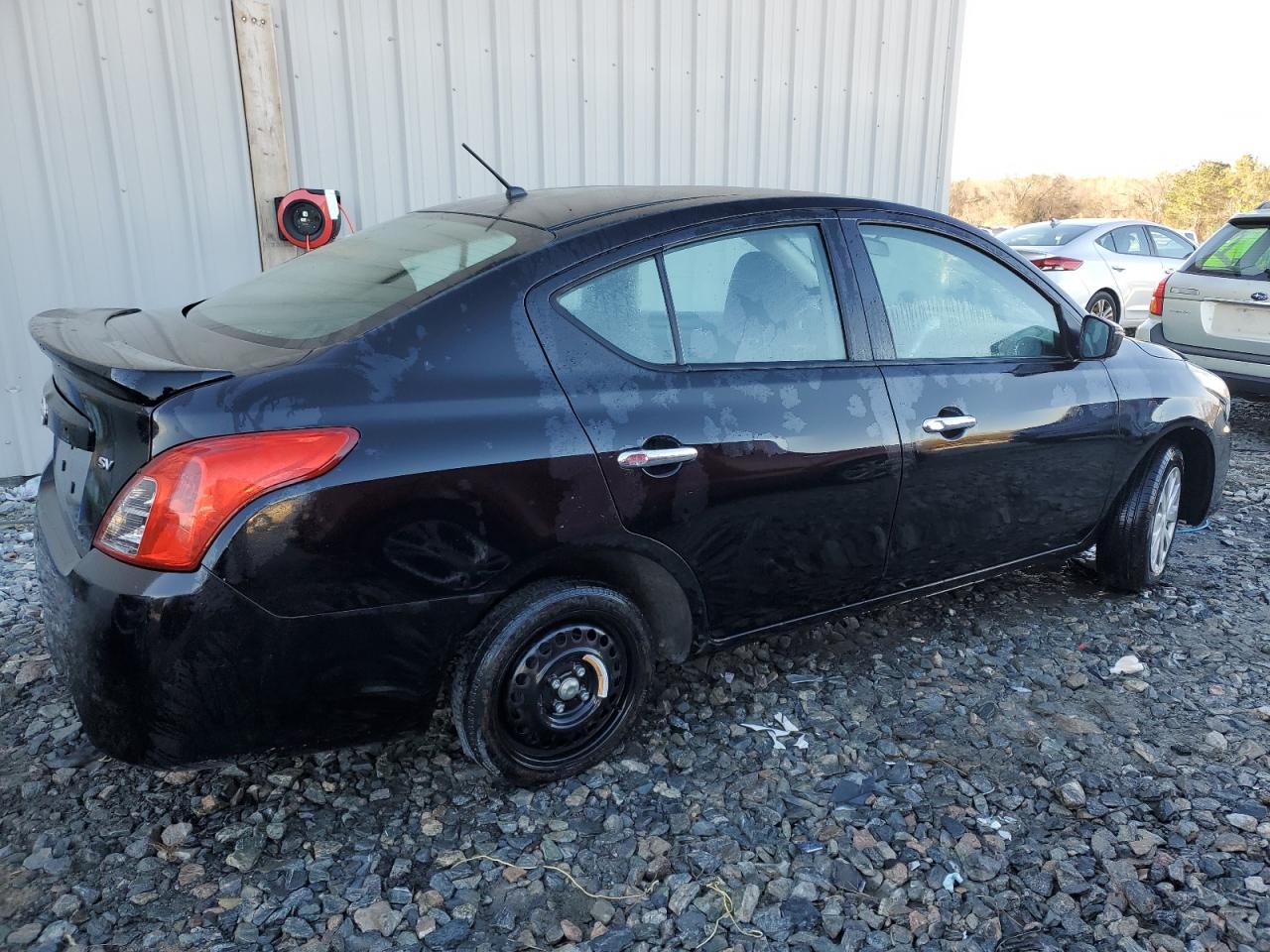 3N1CN7AP3HL828998 2017 Nissan Versa S