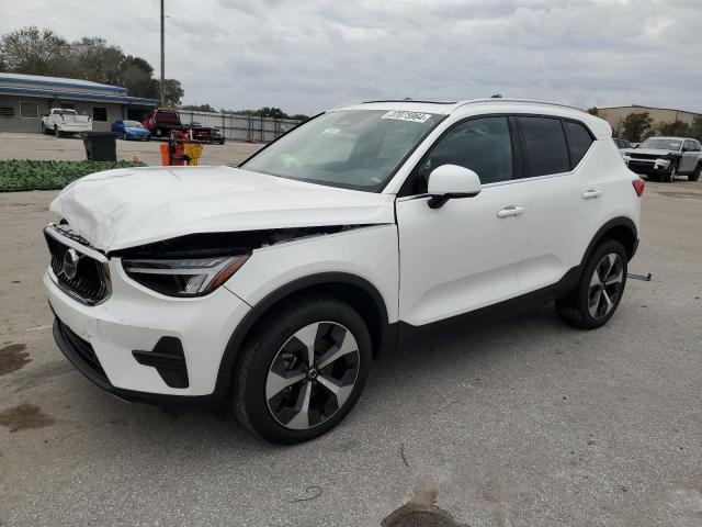 YV4L12UK5R2227992 2024 VOLVO XC40 CORE-0