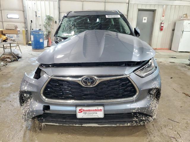 VIN 5TDKDRBH6PS015775 2023 Toyota Highlander, L no.5