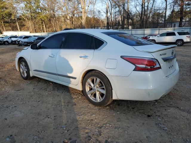 1N4AL3AP3FC132840 | 2015 NISSAN ALTIMA 2.5