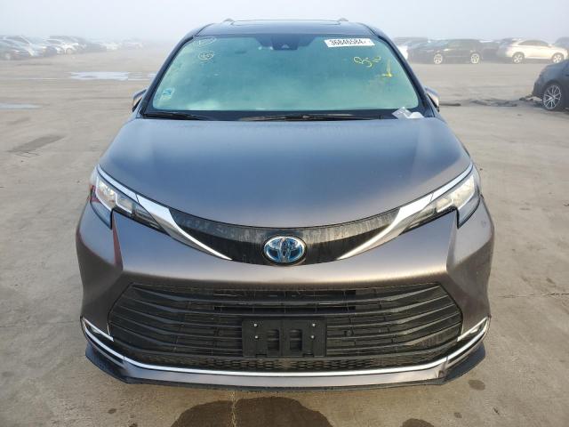 5TDYRKEC8NS114940 | 2022 TOYOTA SIENNA XLE