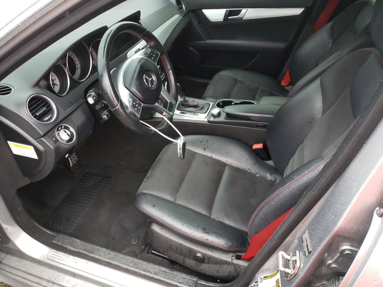 WDDGF4HB2EA903977 2014 Mercedes-Benz C 250 WDDGF4HB2EA903977 2014 Mercedes-Benz C 250