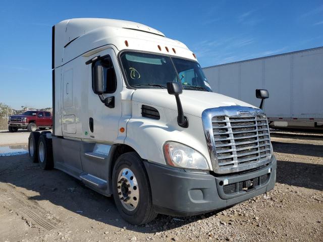 Lot #2339130503 2018 FREIGHTLINER CASCADIA 1 salvage car