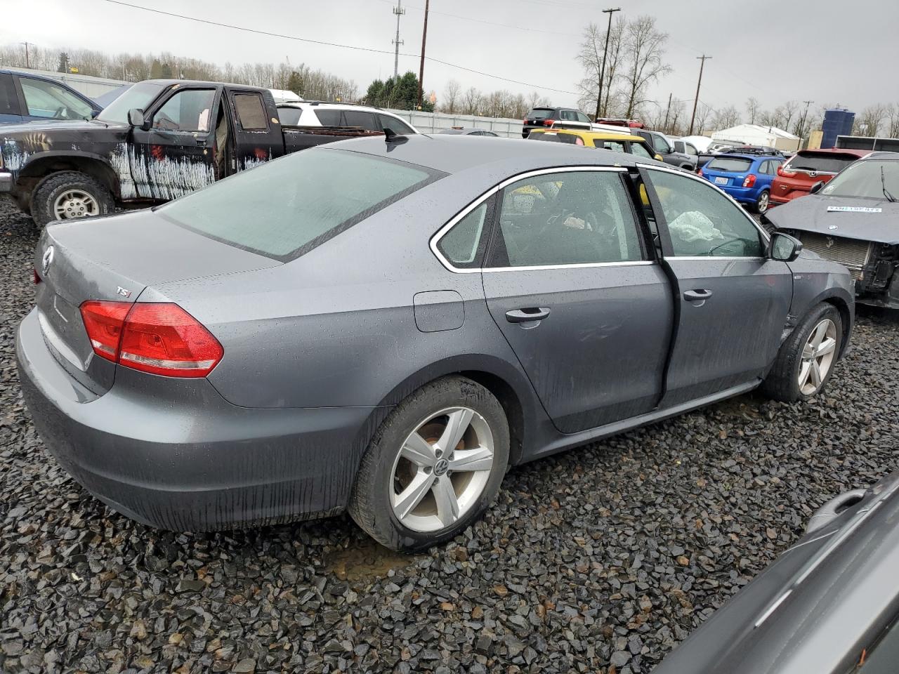 1VWAT7A33EC022493 2014 Volkswagen Passat S