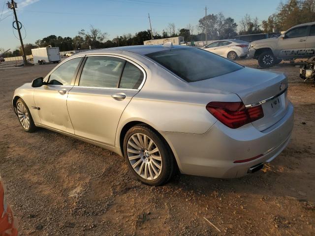 VIN WBAYE4C55DD137451 2013 BMW 7 Series, 740 LI no.2