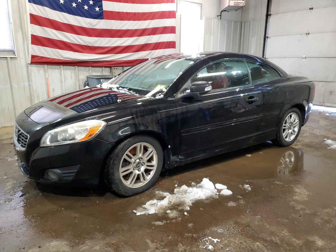 2012 Volvo C70 T5 vin: YV1672MC7CJ129609