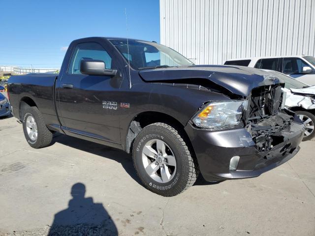 Vin: 3c6jr7at2jg238593, lot: 82216093, ram 1500 st 20184