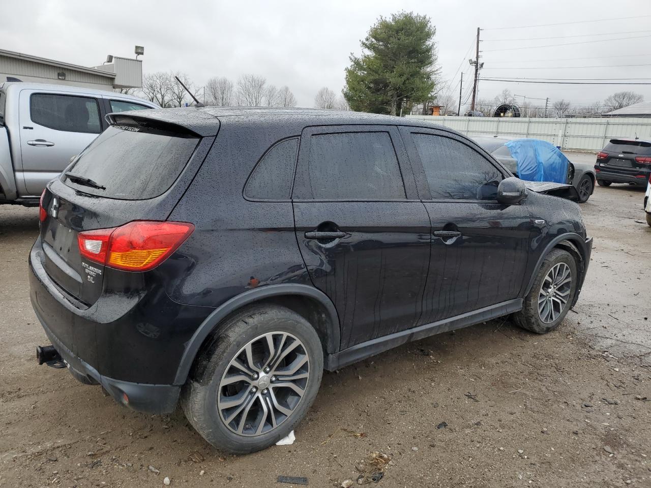 Lot #2485172902 2016 MITSUBISHI OUTLANDER