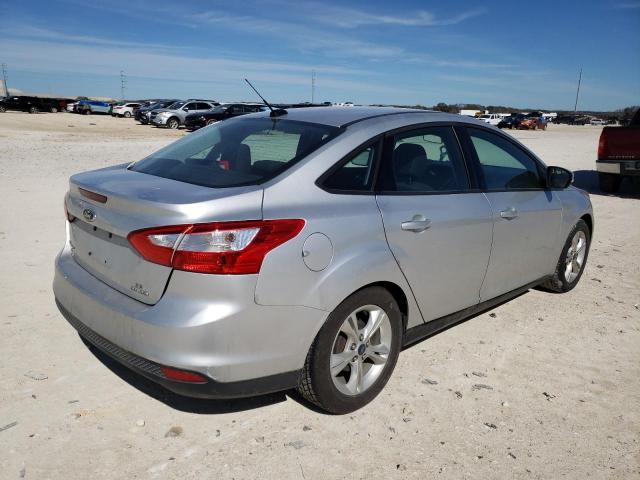 VIN 3KPF44AC6RE815340 2014 FORD FOCUS no.3