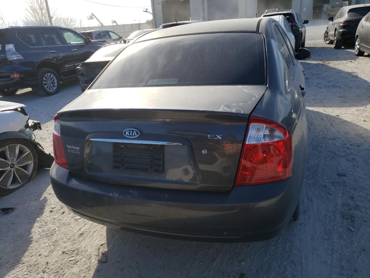 KNAFE121345019736 2004 Kia Spectra Lx