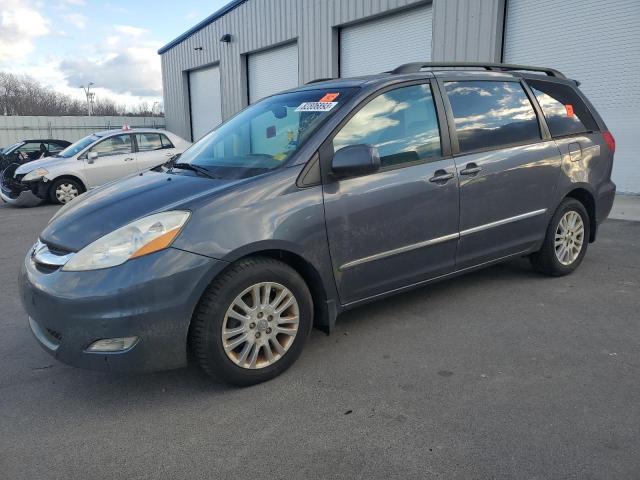 2007 Toyota Sienna XLE