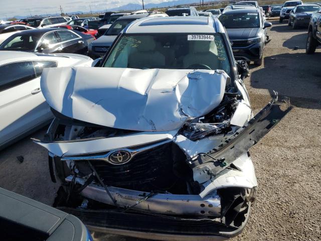 VIN 5TDFZRBH2MS096952 2021 Toyota Highlander, Platinum no.5