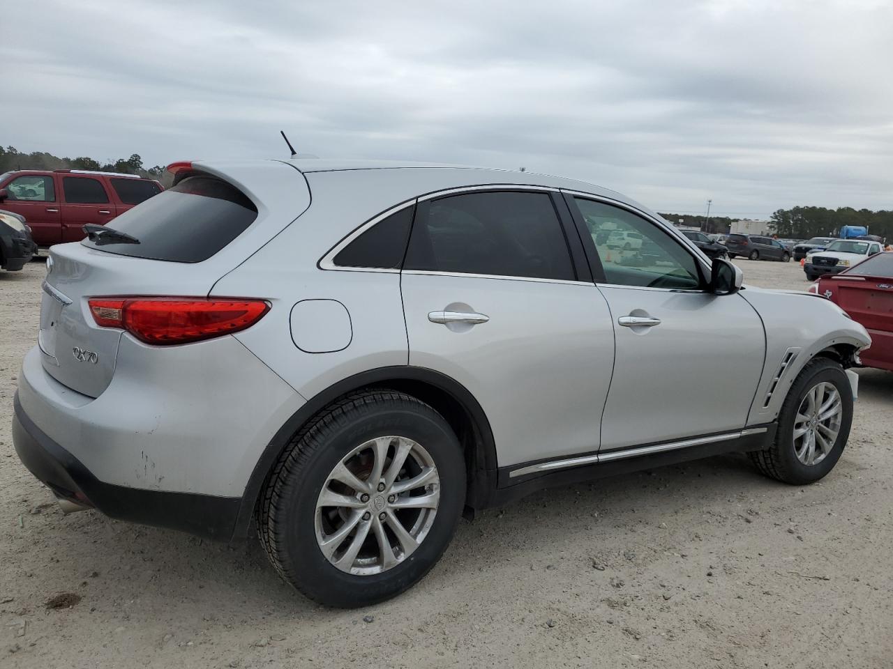 JN8CS1MU0GM670391 2016 Infiniti Qx70