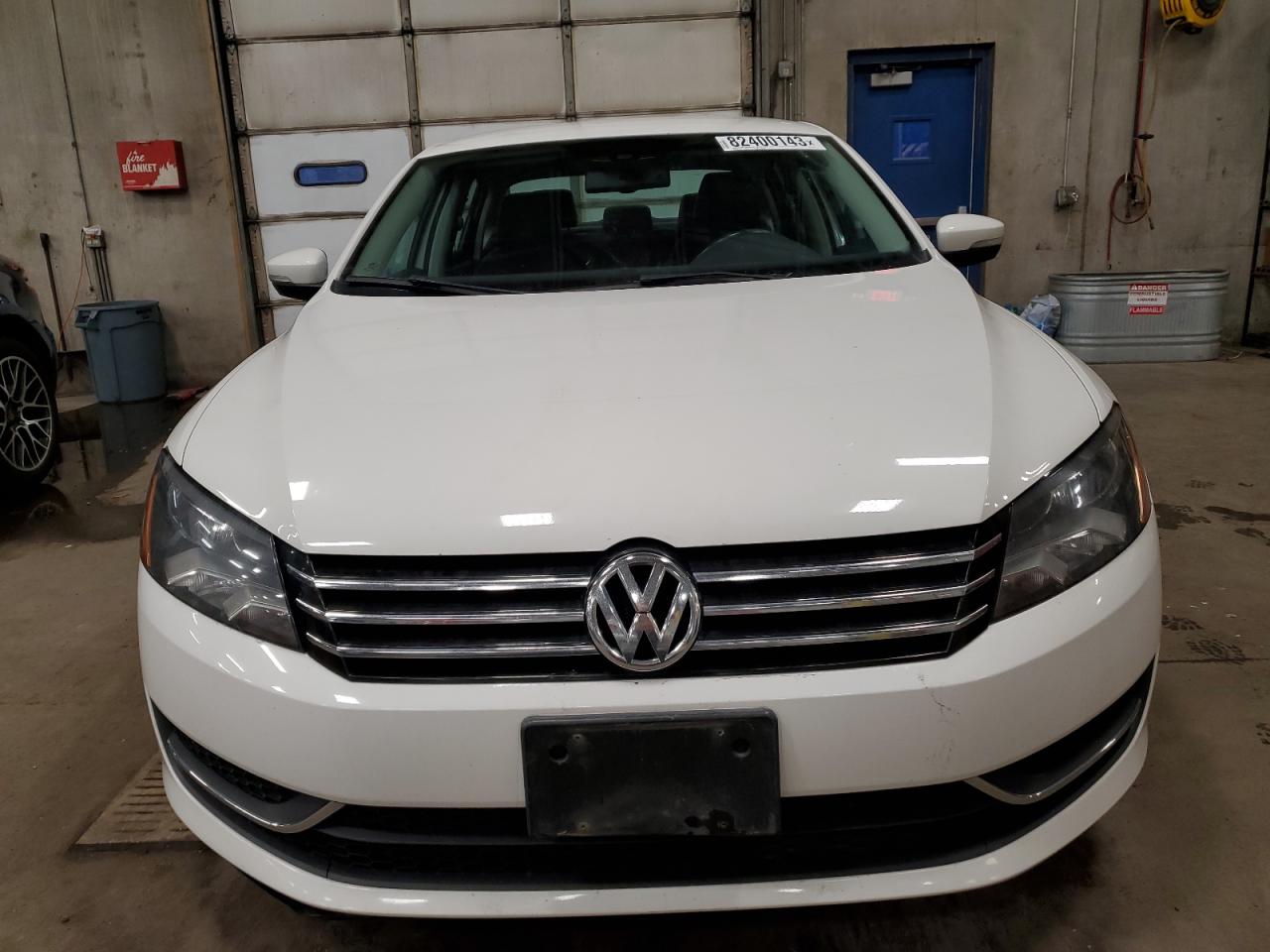 1VWBH7A35DC022192 2013 Volkswagen Passat Se