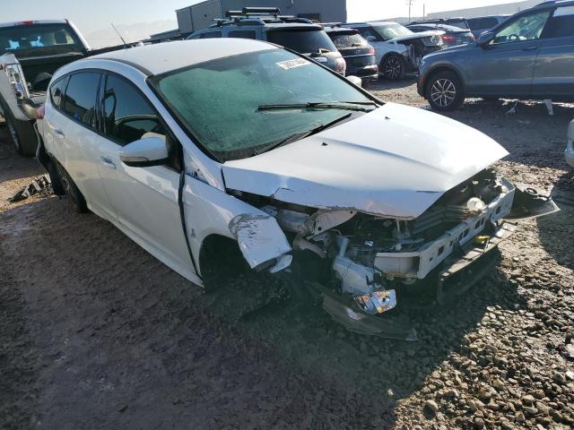 Vin: 1fadp3k23fl380221, lot: 38671464, ford focus se 20154
