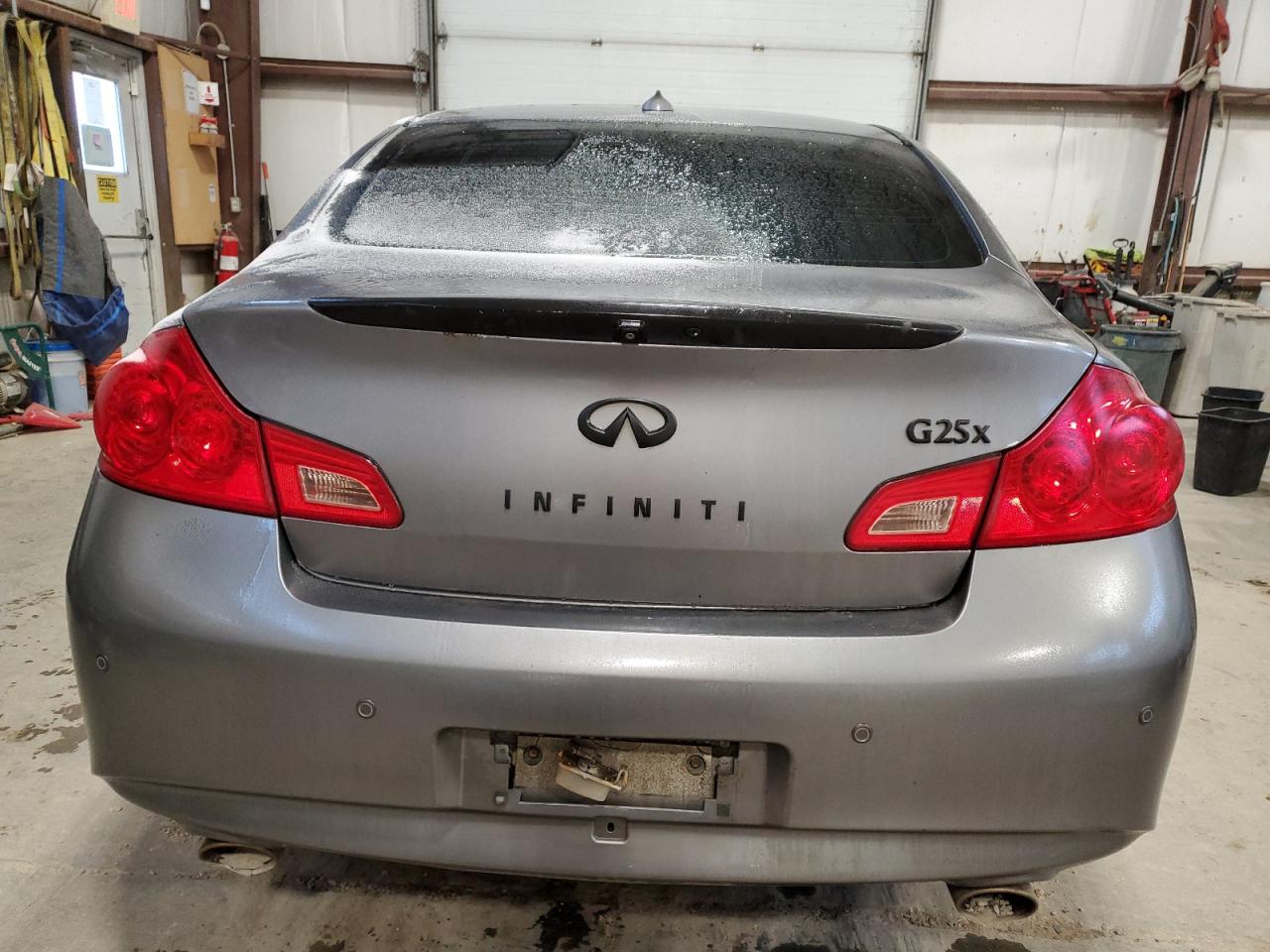 JN1DV6AR9BM651421 2011 Infiniti G25