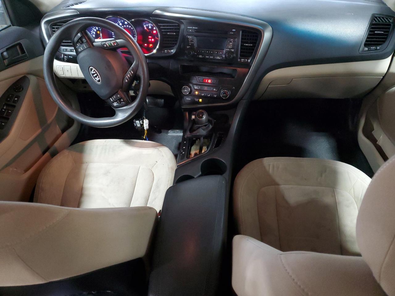 KNAGM4A70B5072275 2011 Kia Optima Lx