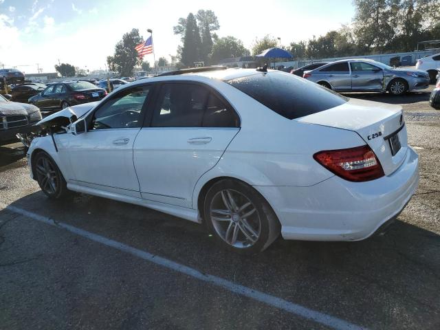 VIN WDDGF4HB5EA935015 2014 Mercedes-Benz C-Class, 250 no.2