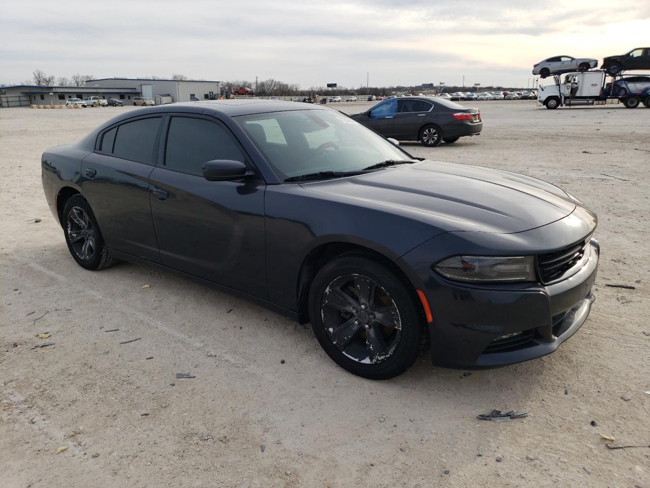 2C3CDXHG2GH307532 2016 Dodge Charger Sxt