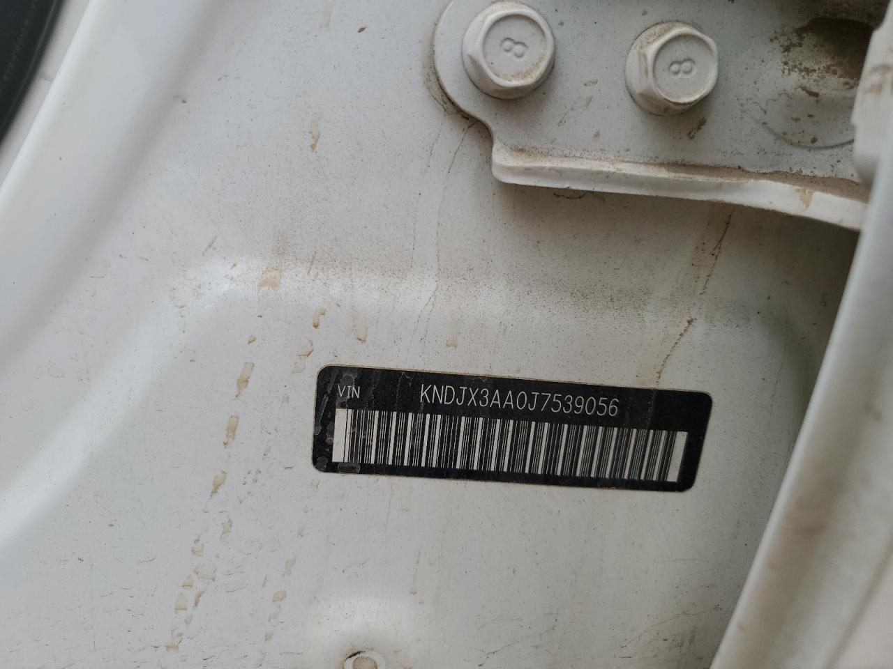 KNDJX3AA0J7539056 2018 Kia Soul !