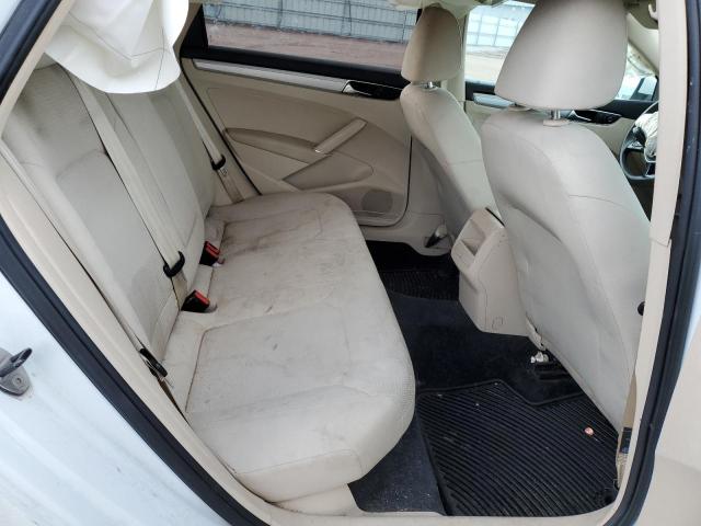 2017 VOLKSWAGEN PASSAT S 1VWAT7A3XHC010037