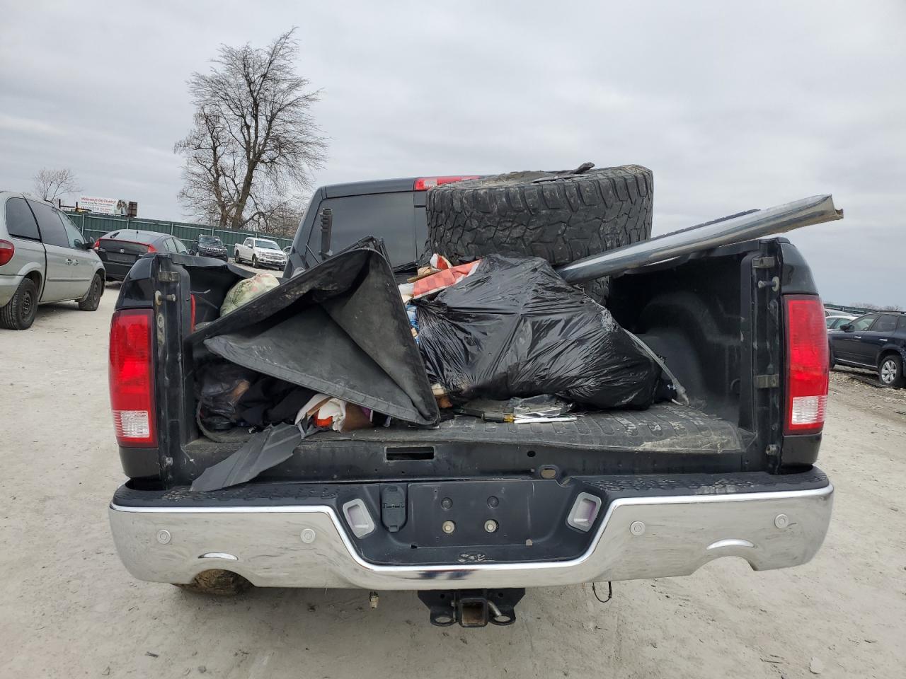 3C6RR7LT7HG754118 2017 Ram 1500 Slt