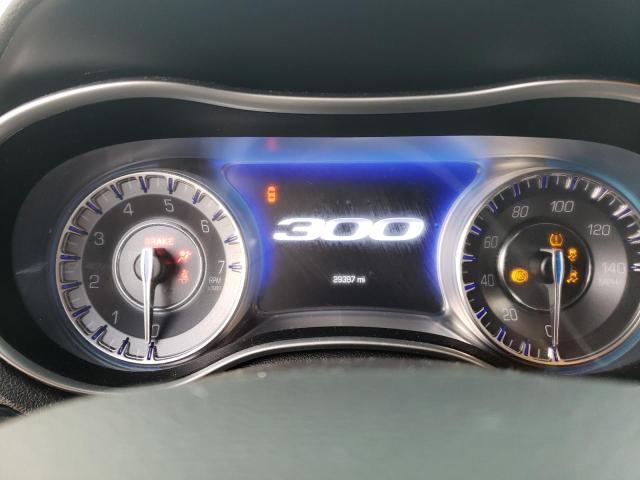 2021 Chrysler 300 - Image 9