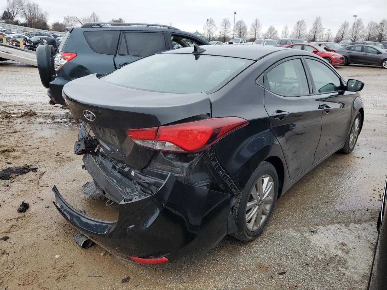 Lot #2339821355 2015 HYUNDAI ELANTRA SE