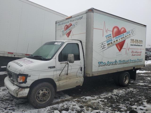 2002 Ford Econoline Cargo Van 