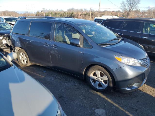 2017 Toyota Sienna Le VIN: 5TDKZ3DCXHS798083 Lot: 82707363