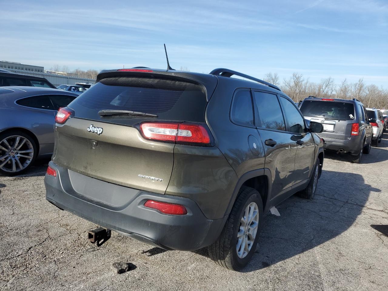 2015 Jeep Cherokee Sport vin: 1C4PJLAB4FW656334