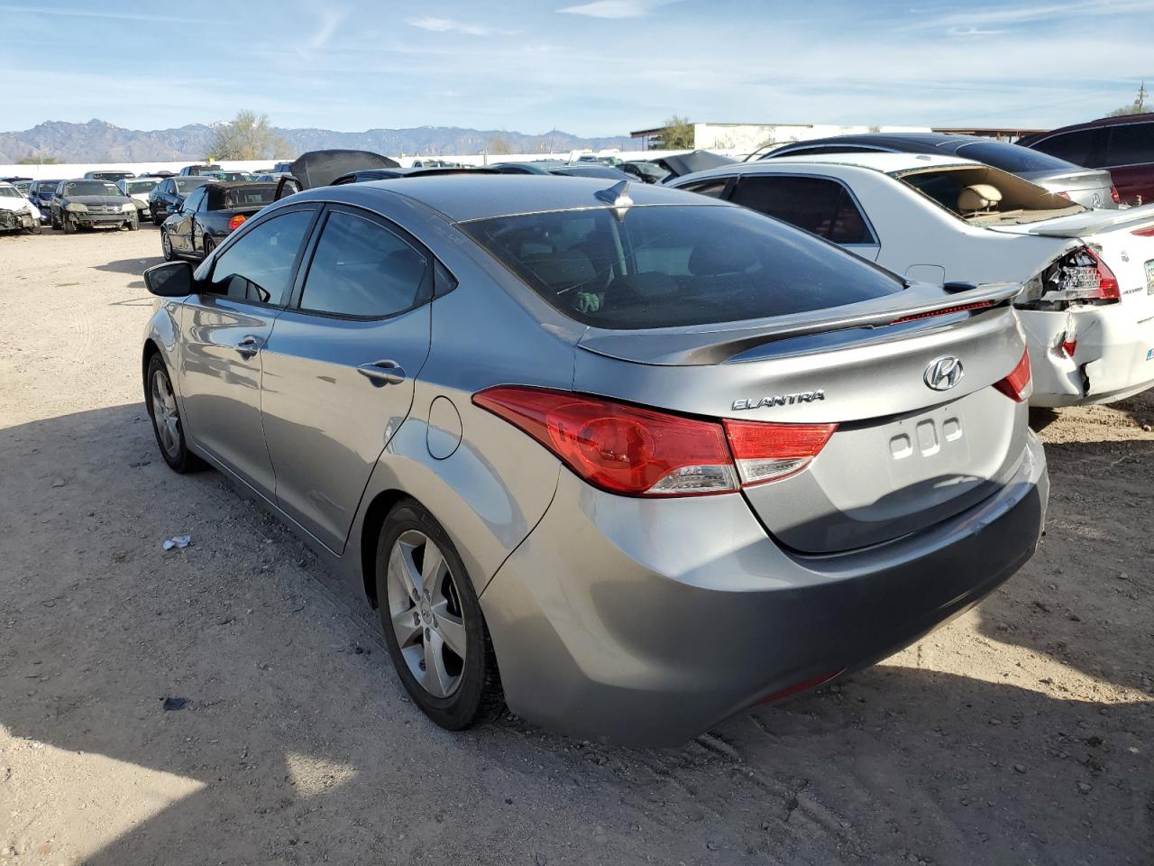 KMHDH4AE0DU010288 2013 Hyundai Elantra Gls