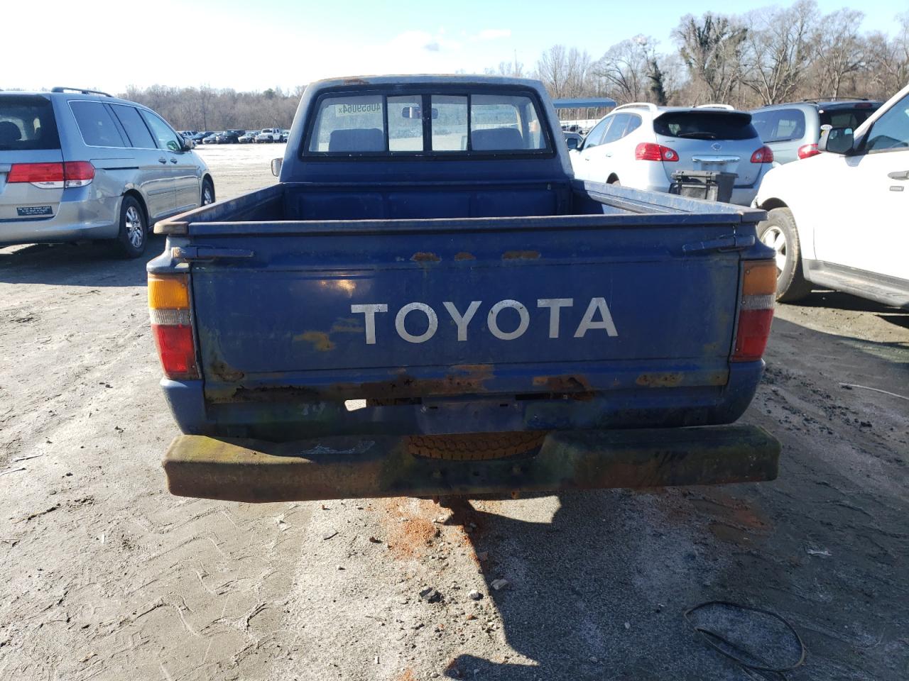 JT4RN50R7F0050732 1985 Toyota Pickup 1/2 Ton Rn50